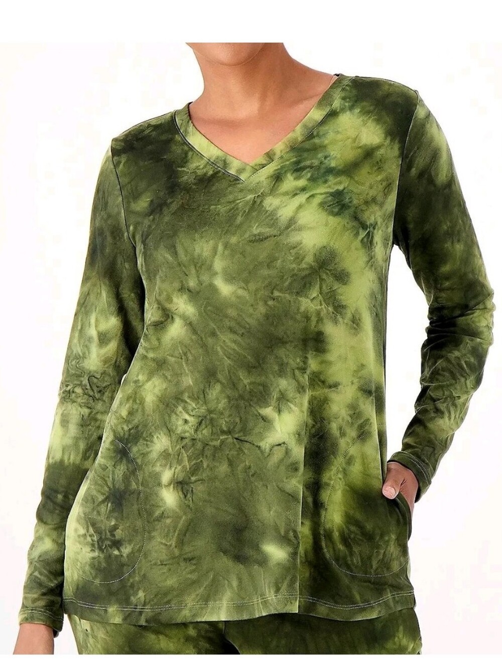 LOGO Lounge Women’s Olive Tie-Dye V-Neck Long Sleeve Top